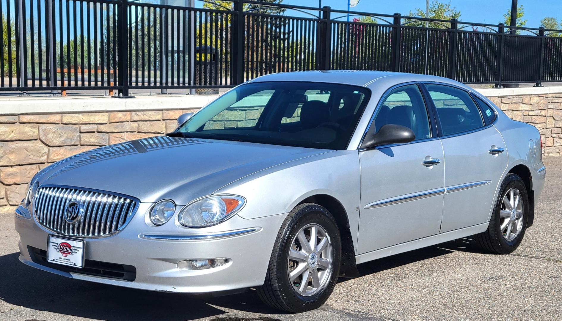 2009 Silver /Black Buick LaCrosse (2G4WD582091) with an 3.8L V6 engine, 5 Speed Automatic transmission, located at 450 N Russell, Missoula, MT, 59801, (406) 543-6600, 46.874496, -114.017433 - Photo#1